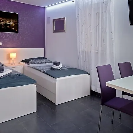 Diokles Studio Apartman Apartment *