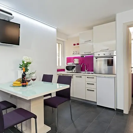 Diokles Studio Apartman Split
